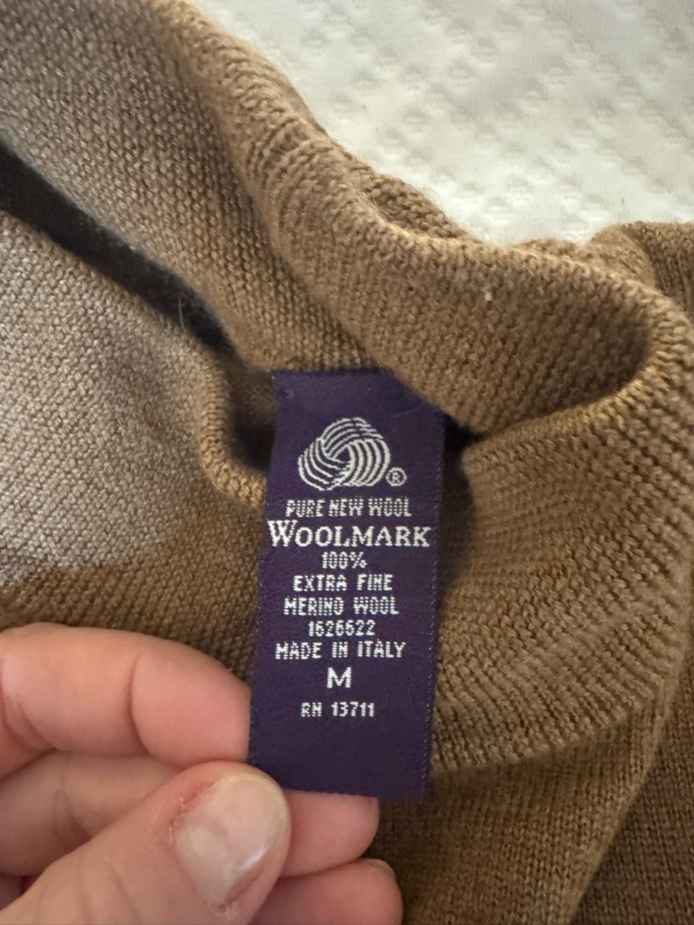 100% extra fine Marino wool women’s Brown Mock Neck Sweater - Picture 3 of 5